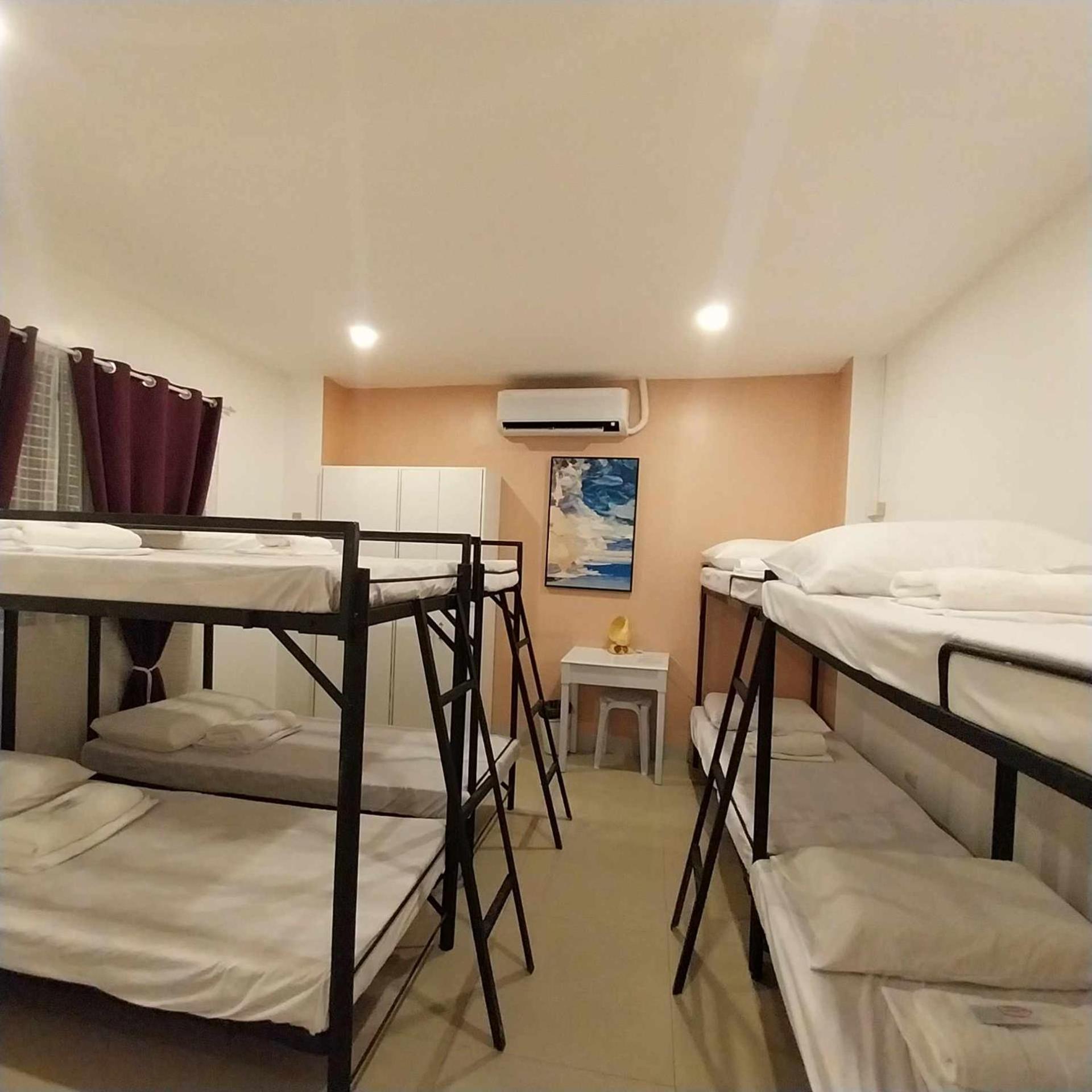 Primerose Residences - Near Mactan-Cebu International Airport Мактан Экстерьер фото