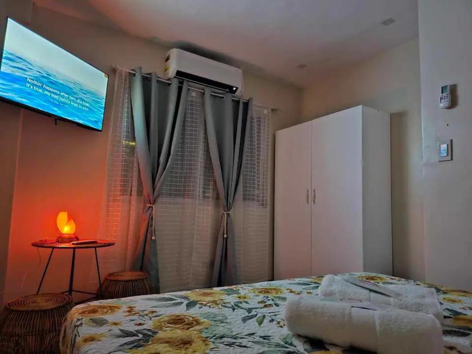 Primerose Residences - Near Mactan-Cebu International Airport Мактан Экстерьер фото